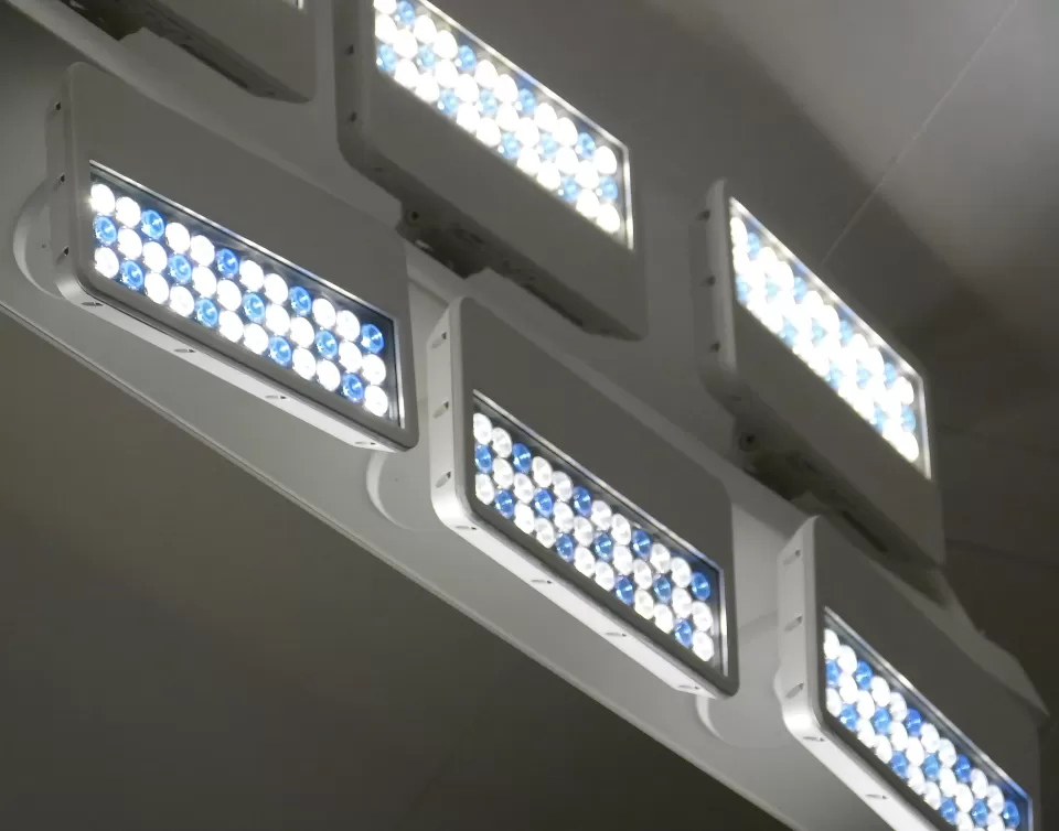 More Energy-Efficient LED Lighting in Hearing Rooms