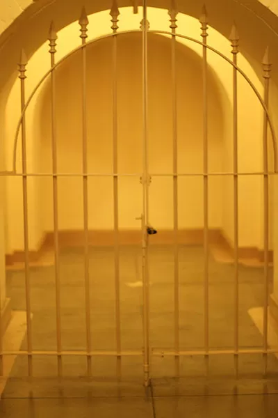 Gate of chamber in the U.S. Capitol proposed for George Washington's remains.