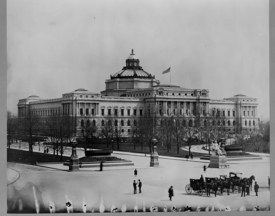 Thomas Jefferson Building circa 1897.