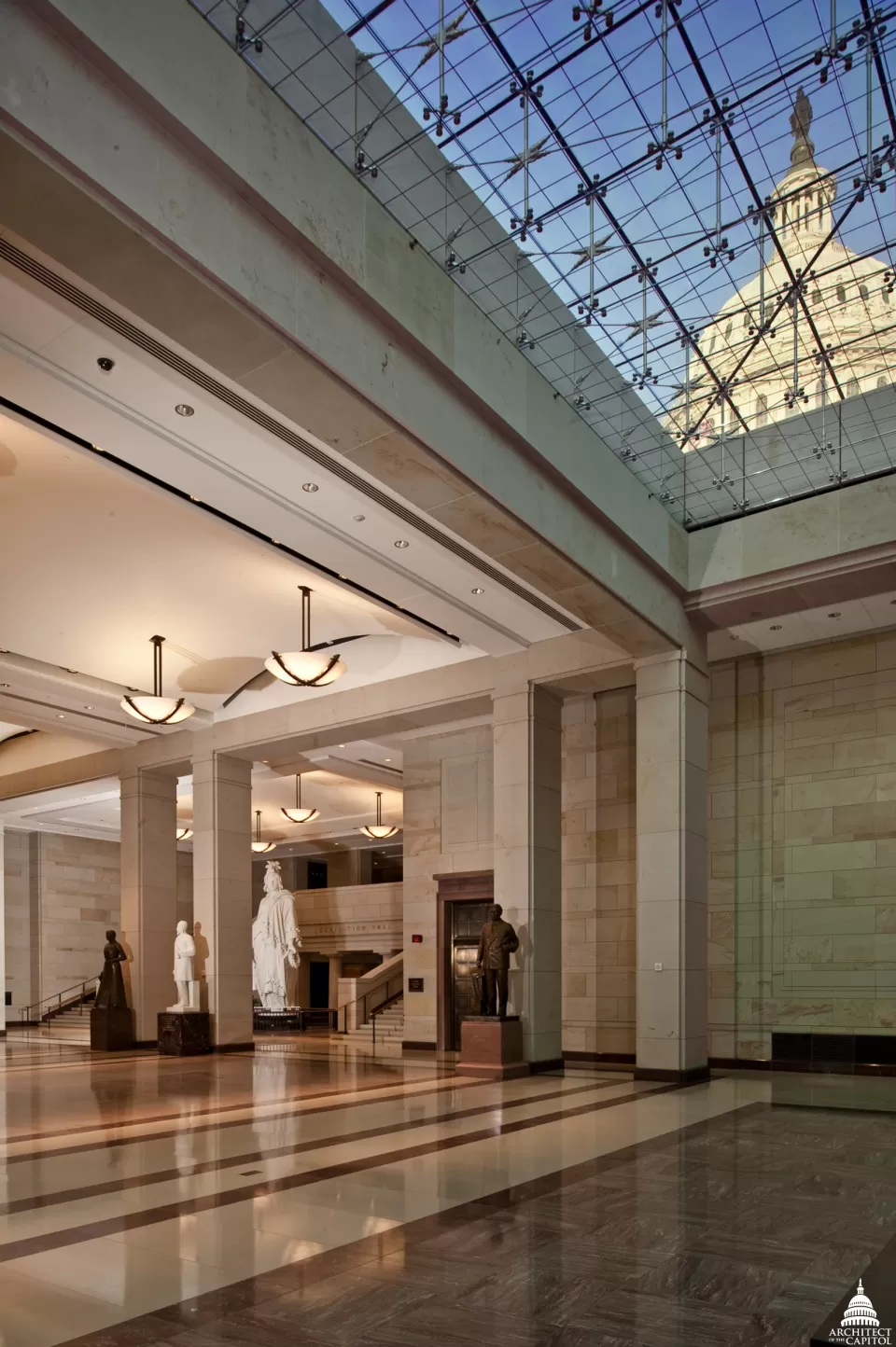 On the Capitol Building’s east front plaza, two identical pools are installed.