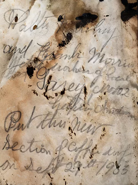 A handwritten note with the names of the Architect of the Capitol workers who installed the Senate section of the roof in 1963. 