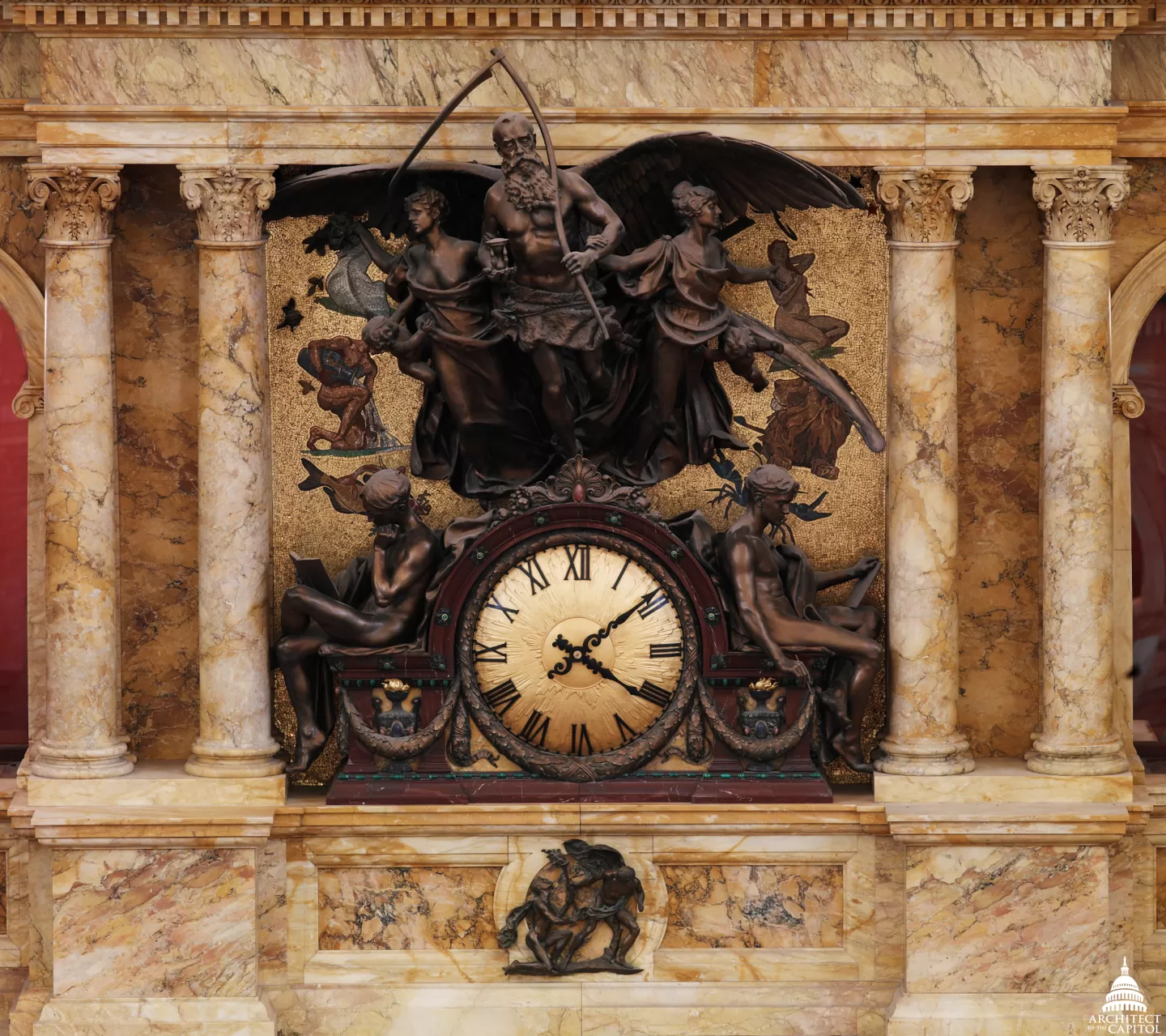 Sculpture with a clock.