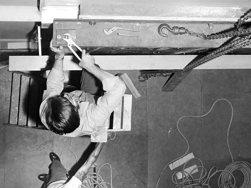 AOC employees, seen here in 1972, installing the Amateis Doors in the U.S. Capitol.