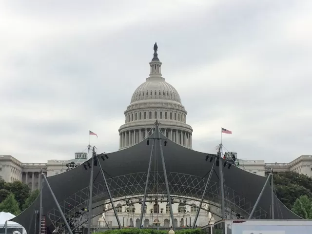 2017 Memorial Day Concert Set Up